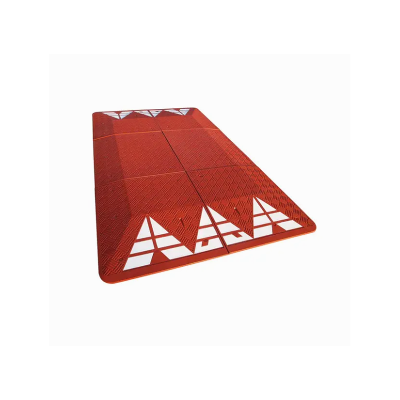 Coussin berlinois rouge Ri-Traffic, ralentisseur modulaire avec triangles réfléchissants blancs